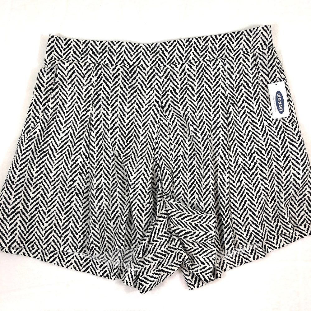 NWT Old Navy Skort/ Flowy Shorts